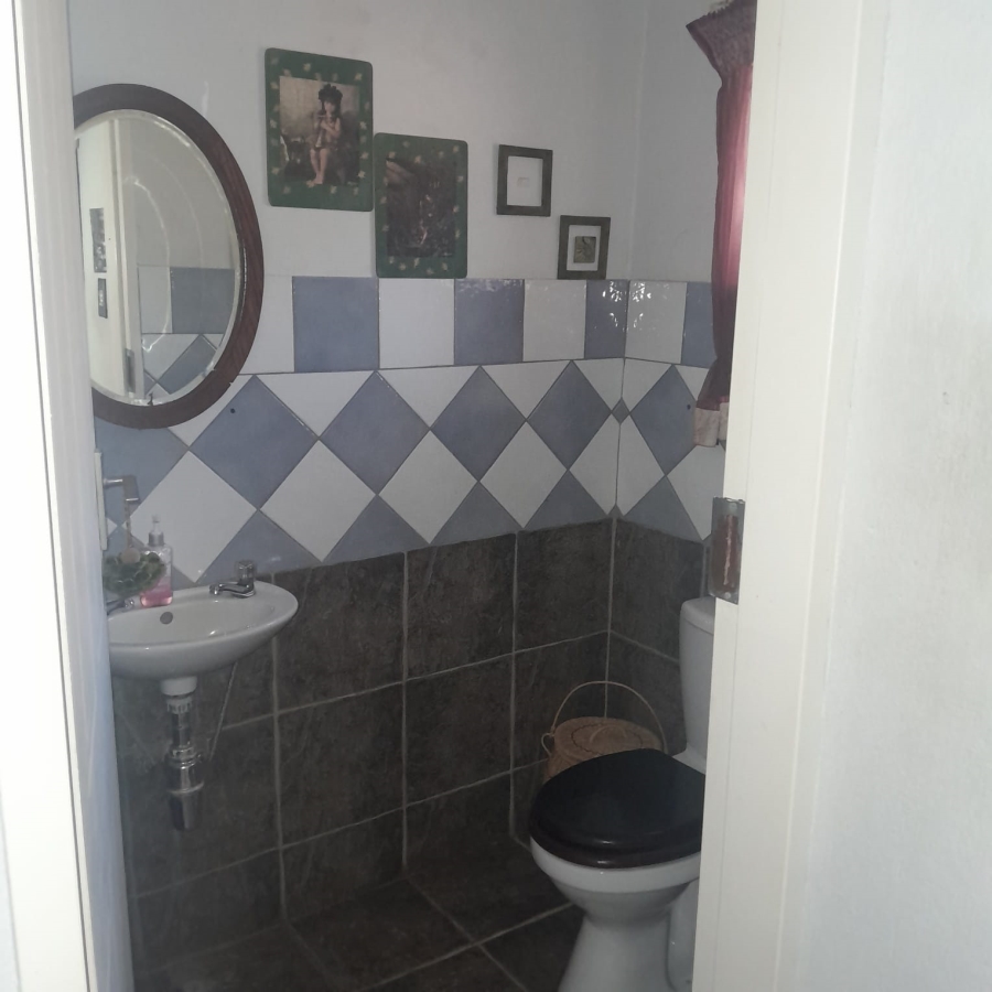 3 Bedroom Property for Sale in Schietfontein North West